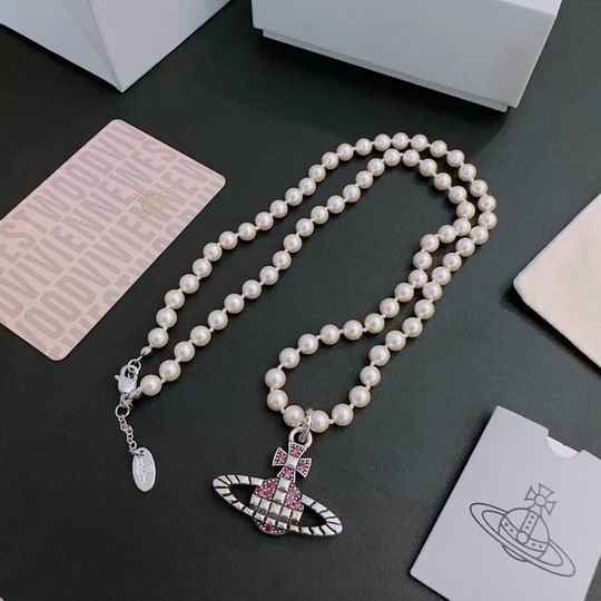 Vivienne Westwood necklace 11lyh44